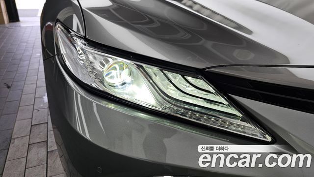 Toyota Camry (XV70) 2.5 XLE Hybrid 2023 — фото 22