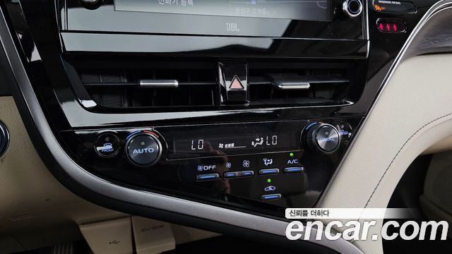 Toyota Camry (XV70) 2.5 XLE Hybrid 2023 — фото 33