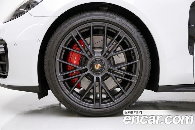 Porsche Panamera (976) 4.0 GTS 2025 — фото 9