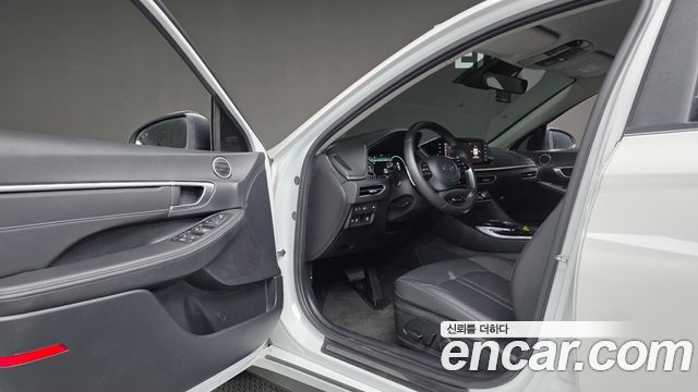 Hyundai Sonata (DN8) 2.0 LPG Premium Plus 2022 — фото 12
