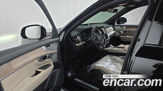 Volvo XC90 (II) B6 Ultra Dark 2026 — фото 10