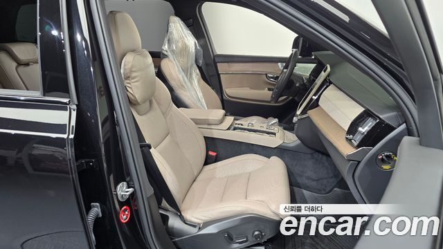 Volvo XC90 (II) B6 Ultra Dark 2026 — фото 26
