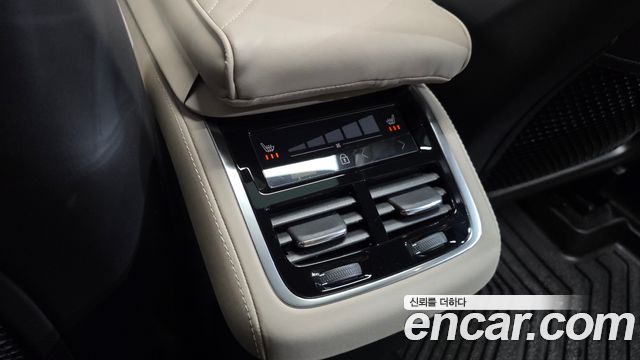 Volvo XC90 (II) B6 Ultra Dark 2026 — фото 28