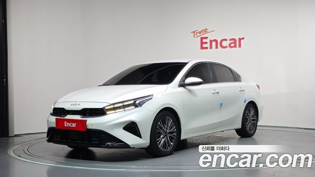Kia K3 (II) 1.6 Noblesse 2022 — фото 1