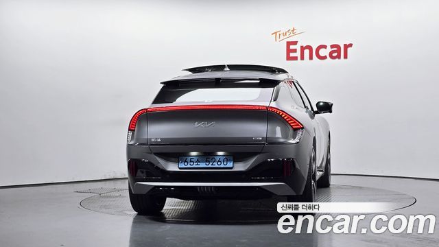 Kia EV6 GT 4WD 2023 — фото 4