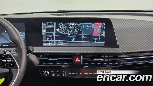 Kia EV6 GT 4WD 2023 — фото 18
