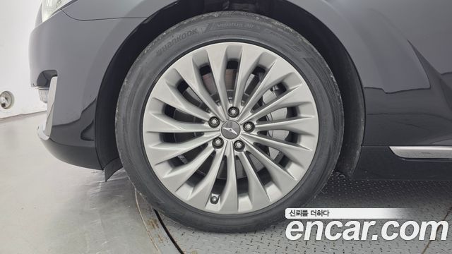 Genesis EQ900 5.0 GDI AWD Prestige 2016 — фото 5