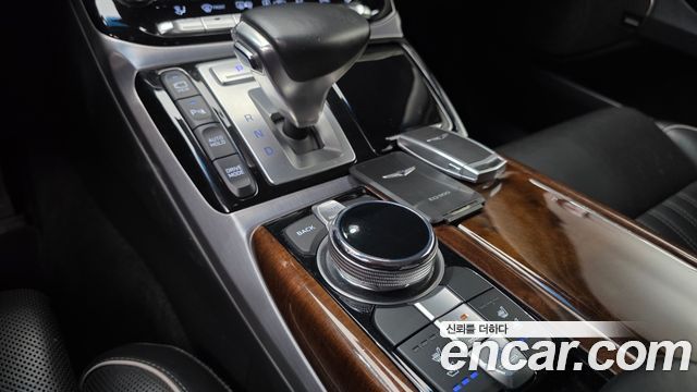 Genesis EQ900 5.0 GDI AWD Prestige 2016 — фото 9