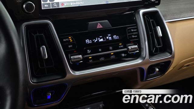 Kia Sorento (IV) Diesel 2.2 2WD Prestige 2022 — фото 18