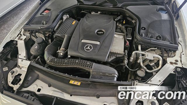 Mercedes-Benz E-Class (W213) E300 4MATIC Avnatgarde 2019 — фото 6