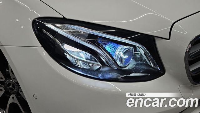 Mercedes-Benz E-Class (W213) E300 4MATIC Avnatgarde 2019 — фото 19