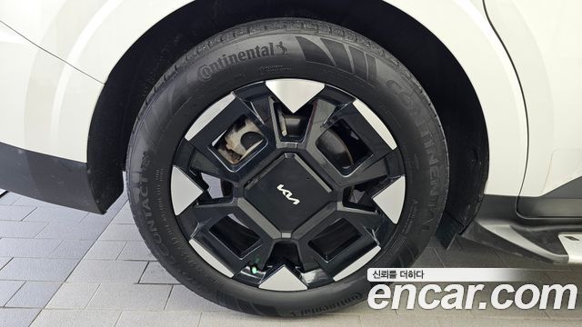 Kia Carnival (IV) Gasoline 7-Seater Hi Limousine Signature 2024 — фото 5