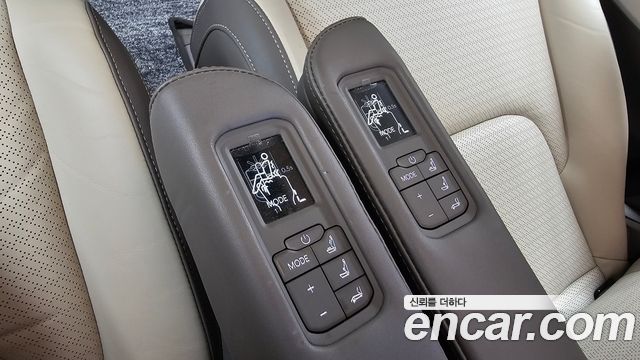 Kia Carnival (IV) Gasoline 7-Seater Hi Limousine Signature 2024 — фото 35