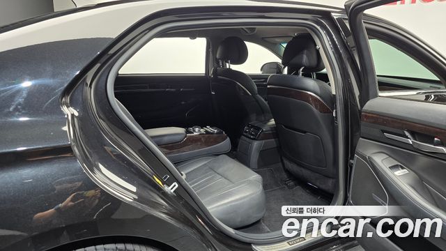 Genesis EQ900 3.3 T-GDI AWD Premiun Luxury 2018 — фото 11