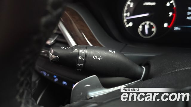 Genesis EQ900 3.3 T-GDI AWD Premiun Luxury 2018 — фото 29