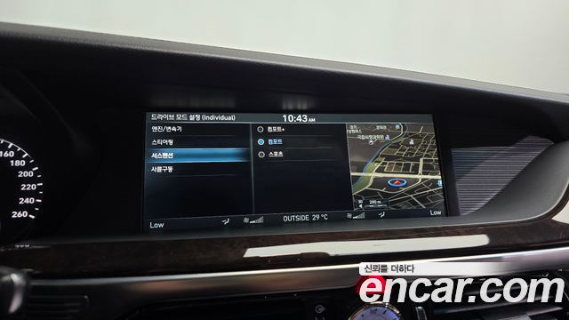Genesis EQ900 3.3 T-GDI AWD Premiun Luxury 2018 — фото 38