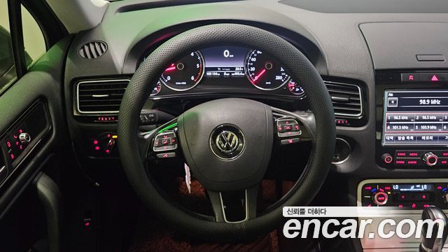 Volkswagen Touareg V6 3.0 TDI Bluemotion 7P5 2014 — фото 7