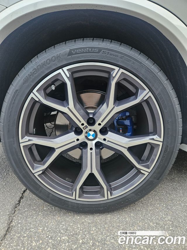 BMW X5 (G05) xDrive 40i M Sport 2023 — фото 6