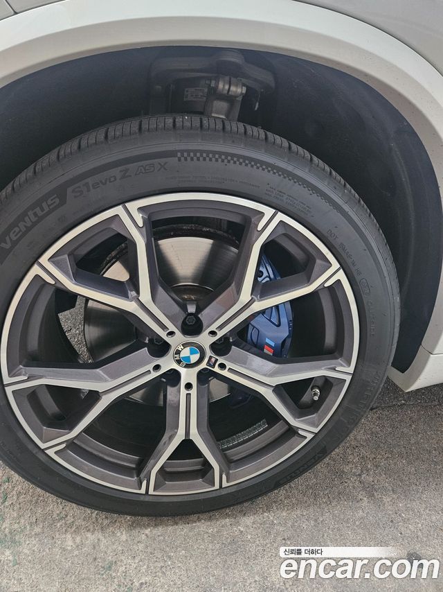 BMW X5 (G05) xDrive 40i M Sport 2023 — фото 9