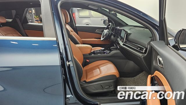 Kia Sportage (V) Gasoline 1.6 Turbo 2WD Signature 2024 — фото 11