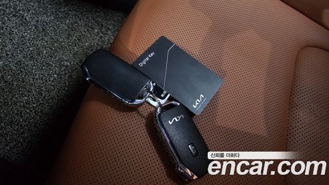 Kia Sportage (V) Gasoline 1.6 Turbo 2WD Signature 2024 — фото 19
