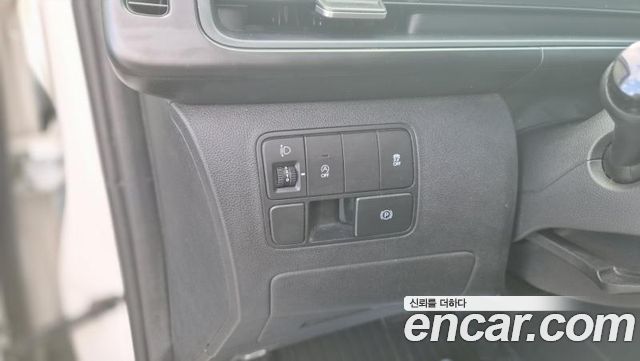 Hyundai Staria Cargo 3-Seater Smart 2022 — фото 18