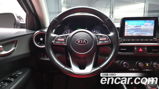 Kia K3 Standard 2021 — фото 13