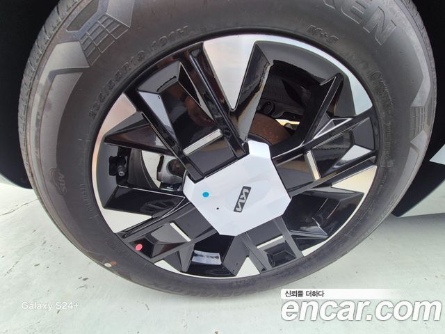 Kia Sportage (V) Gasoline 1.6 Turbo 2WD Signature 2026 — фото 5