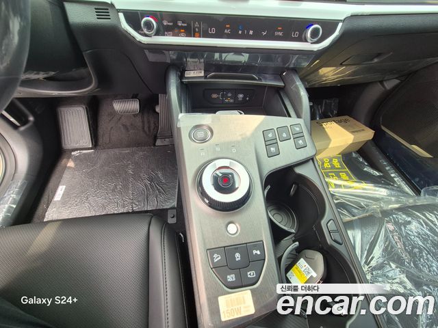 Kia Sportage (V) Gasoline 1.6 Turbo 2WD Signature 2026 — фото 9