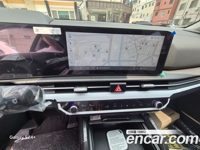Kia Sportage (V) Gasoline 1.6 Turbo 2WD Signature 2026 — фото 15