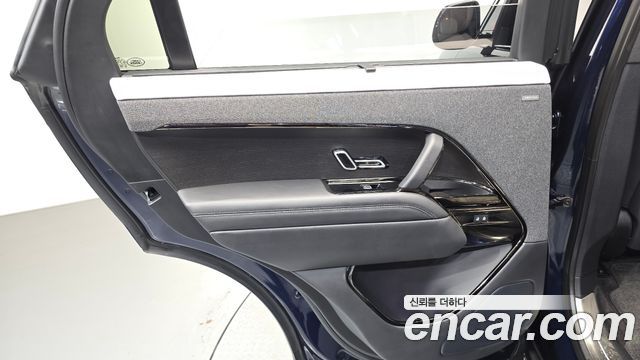 Land Rover Range Rover Sport (III) P360 Autobiography 2023 — фото 25