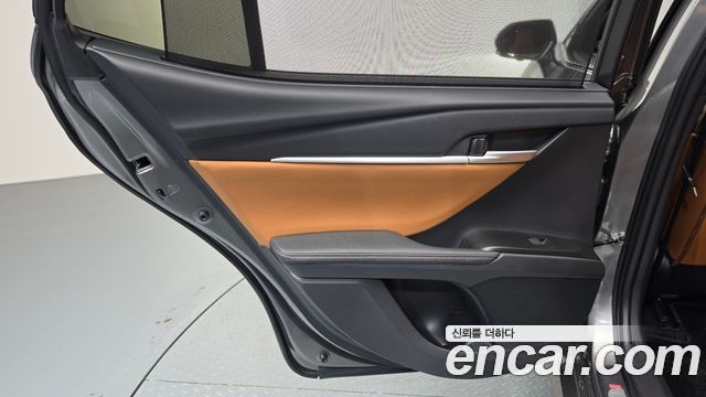 Toyota Camry (XV80) 2.5 XLE Premium Hybrid 2025 — фото 31