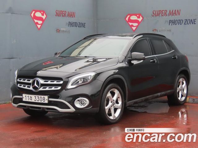 Mercedes-Benz GLA-Class (X156) GLA220