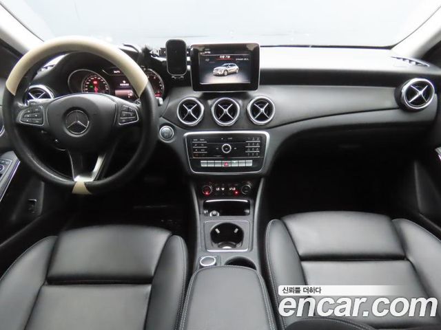 Mercedes-Benz GLA-Class (X156) GLA220 2019 — фото 8