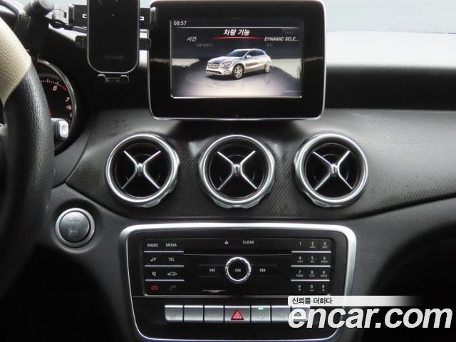 Mercedes-Benz GLA-Class (X156) GLA220 2019 — фото 15