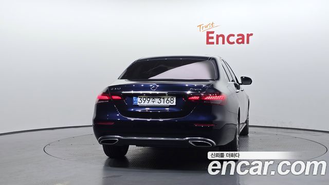 Mercedes-Benz E-Class (W213) E350 4MATIC Avantgarde 2022 — фото 4