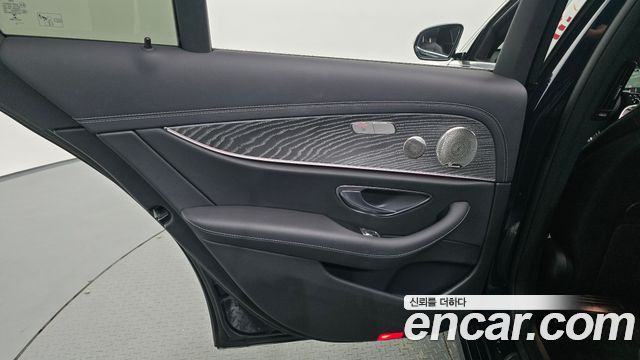 Mercedes-Benz E-Class (W213) E350 4MATIC Avantgarde 2022 — фото 25