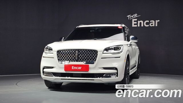 Lincoln Aviator (II) 3.0 Black Label AWD 2022 — фото 3