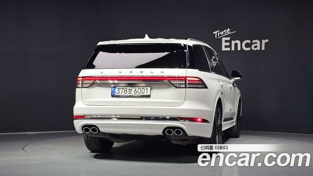 Lincoln Aviator (II) 3.0 Black Label AWD 2022 — фото 4