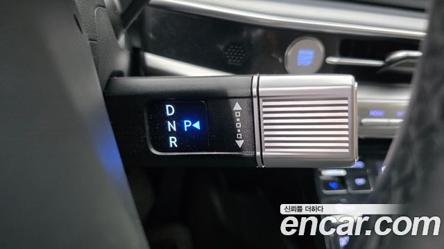 Hyundai Grandeur (GN7) 3.5 Gasoline 2WD Premium 2023 — фото 9