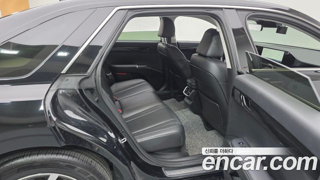 Hyundai Grandeur (GN7) 3.5 Gasoline 2WD Premium 2023 — фото 11