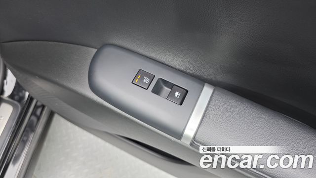 Hyundai Grandeur (GN7) 3.5 Gasoline 2WD Premium 2023 — фото 19