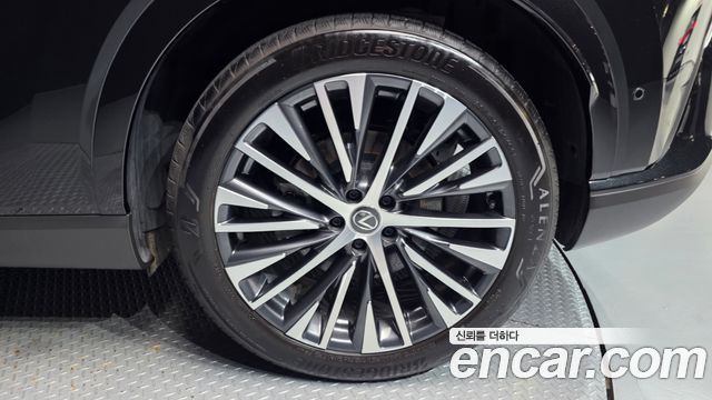 Lexus RX450h+ (V) Luxury 2025 — фото 27