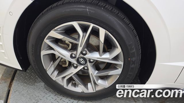 Hyundai Sonata (DN8) 2.0 Premium Plus 2022 — фото 21
