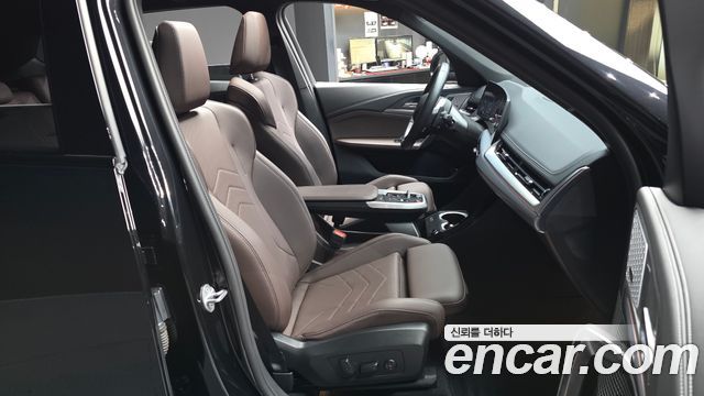 BMW X1 (U11) xDrive 20i M Sport 2025 — фото 11