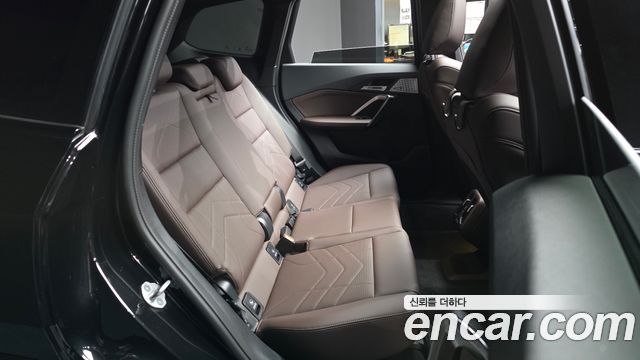 BMW X1 (U11) xDrive 20i M Sport 2025 — фото 12