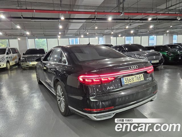 Audi A8 (D5) 60 TFSI Quattro LWB 2021 — фото 3