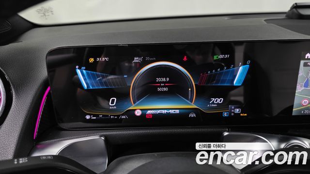 Mercedes-Benz GLB-Class (X247) AMG GLB35 4MATIC 2023 — фото 8