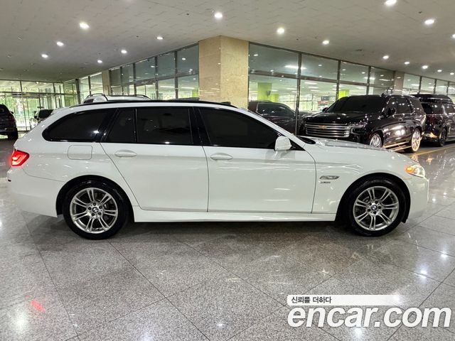BMW 5 Series (F10) 525d xDrive M Sport Touring 2012 — фото 5