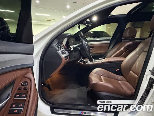 BMW 5 Series (F10) 525d xDrive M Sport Touring 2012 — фото 7